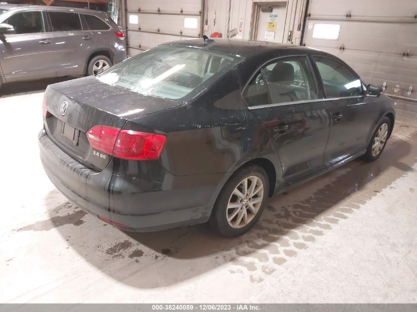 3VWDX7AJ9DM427867 2013 Volkswagen Jetta 2.5L Se