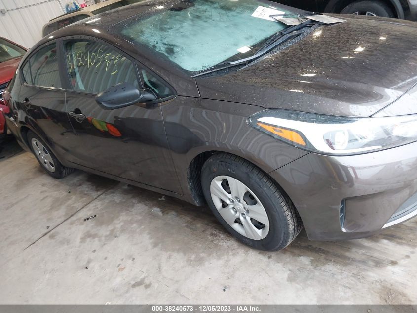 2017 Kia Forte Lx VIN: 3KPFL4A79HE114361 Lot: 38240573