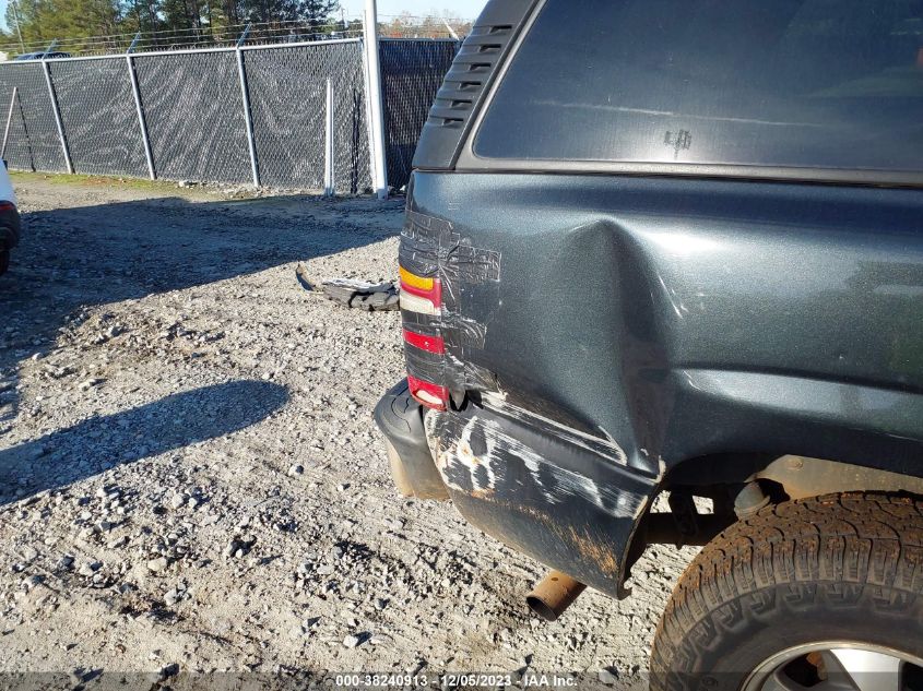 2003 Chevrolet Tahoe Ls VIN: 1GNEC13V63R234077 Lot: 38240913