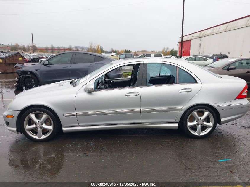 2005 Mercedes-Benz C 230 Kompressor Sport VIN: WDBRF40J45F633061 Lot: 38240915