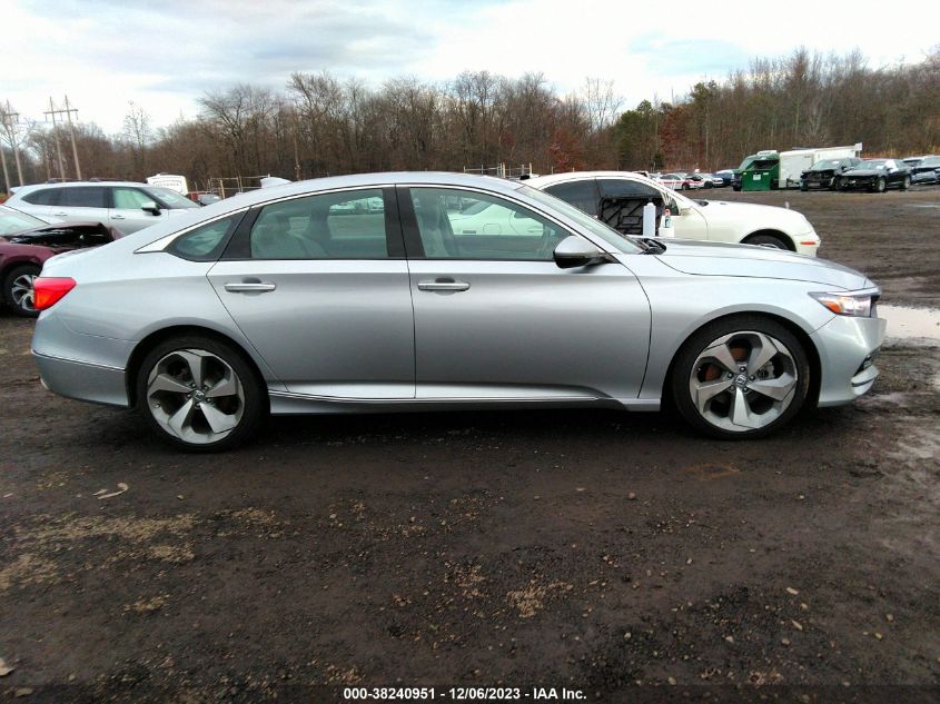 1HGCV1F96JA121106 2018 Honda Accord Touring