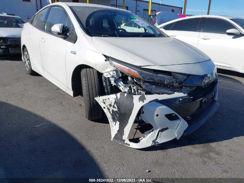 JTDKARFP0L3152619 2020 Toyota Prius Prime Limited