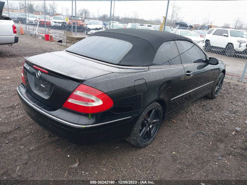 2005 Mercedes-Benz Clk 320 3.2L VIN: WDBTK65G65T035727 Lot: 38242160