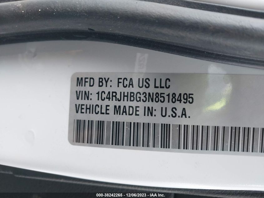 2022 Jeep Grand Cherokee Limited 4X4 VIN: 1C4RJHBG3N8518495 Lot: 38242265