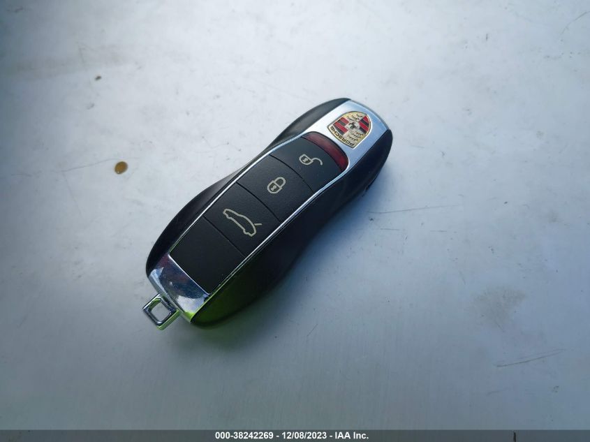 2013 Porsche Panamera 4 VIN: WP0AA2A7XDL011410 Lot: 38242269