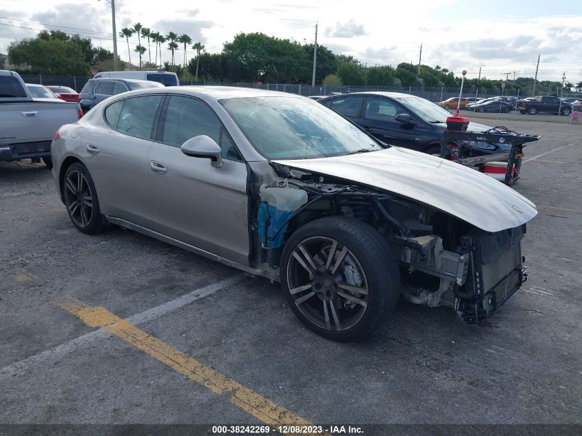 2013 Porsche Panamera 4 VIN: WP0AA2A7XDL011410 Lot: 38242269