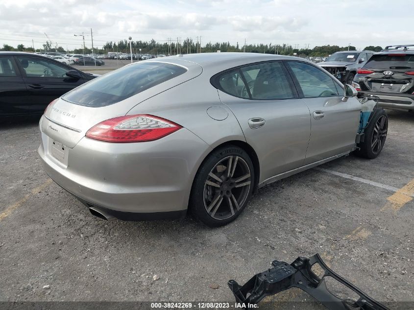 2013 Porsche Panamera 4 VIN: WP0AA2A7XDL011410 Lot: 38242269