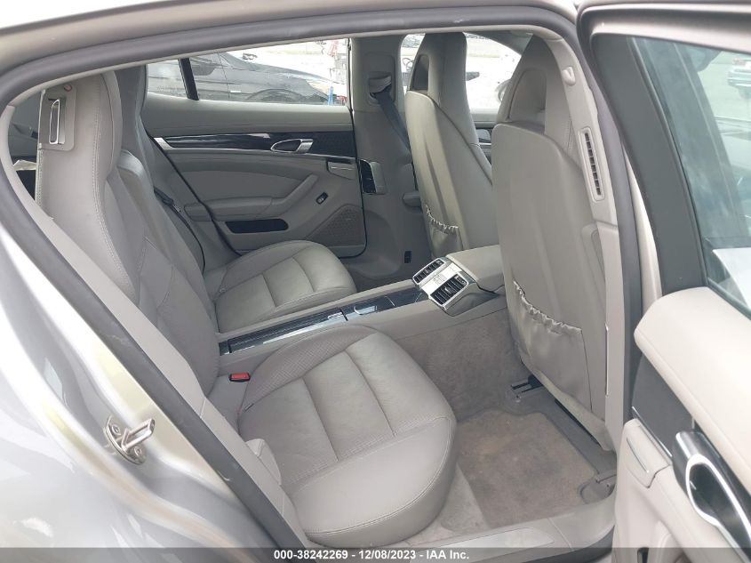 2013 Porsche Panamera 4 VIN: WP0AA2A7XDL011410 Lot: 38242269