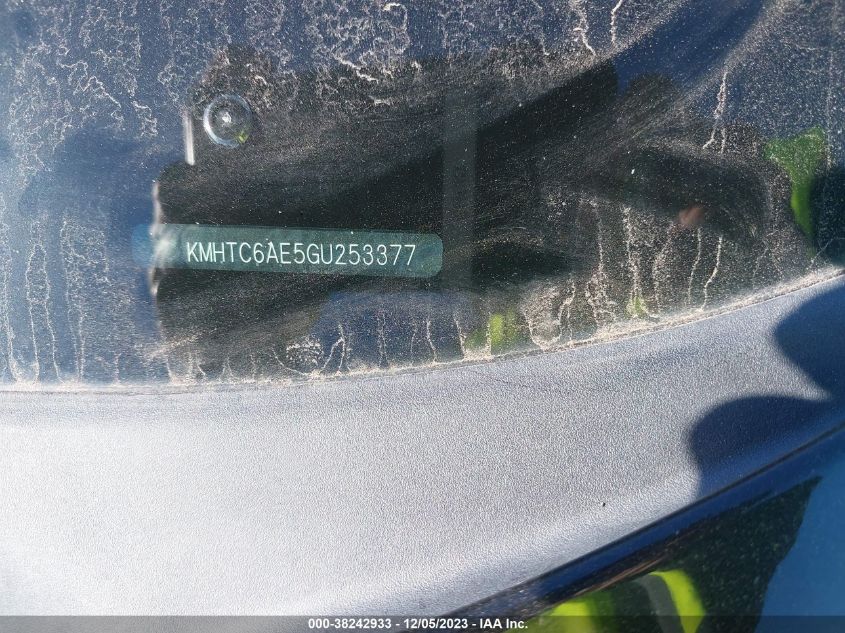 2016 Hyundai Veloster Turbo R-Spec VIN: KMHTC6AE5GU253377 Lot: 38242933