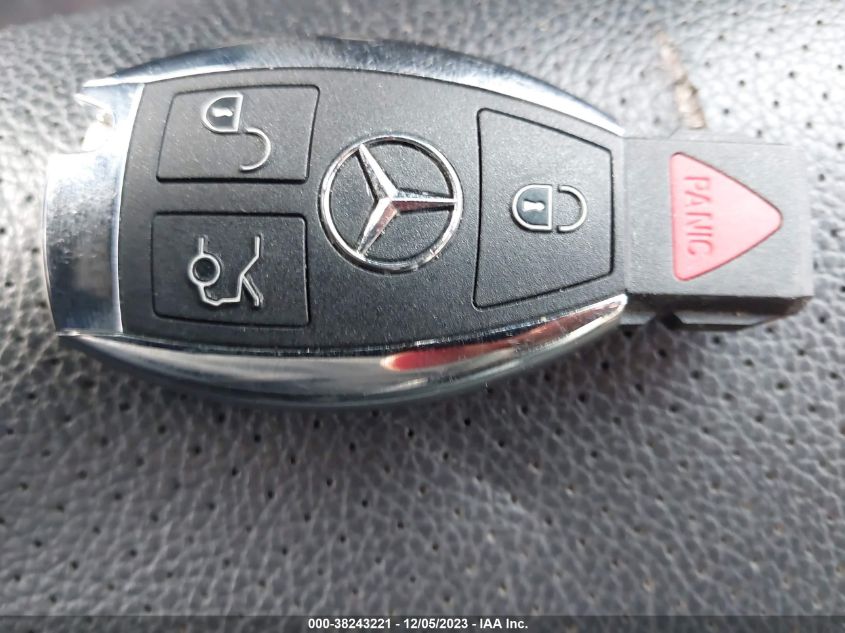 2011 Mercedes-Benz C-Class C 300 VIN: WDDGF8BB4BR140826 Lot: 38243221