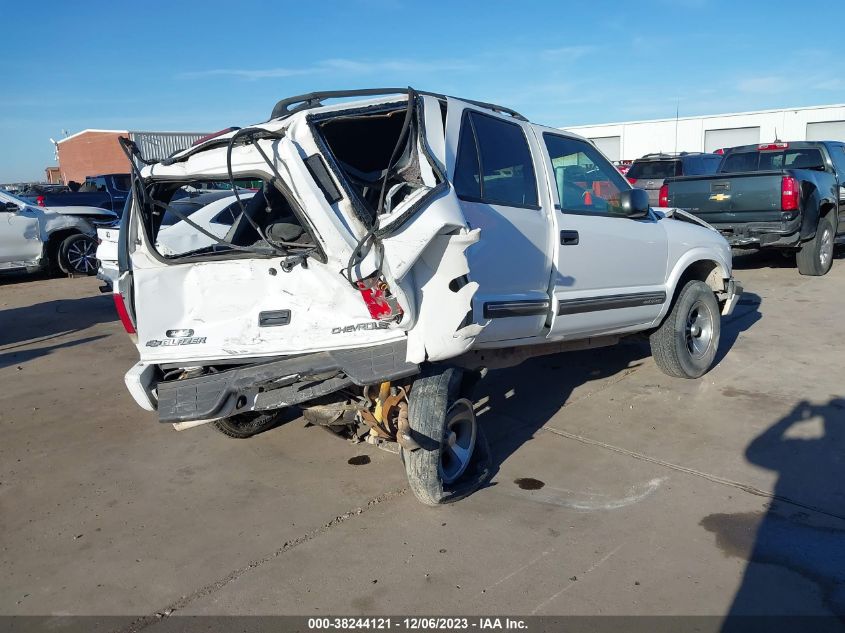 2000 Chevrolet Blazer Ls VIN: 1GNCS13W9Y2296656 Lot: 38244121