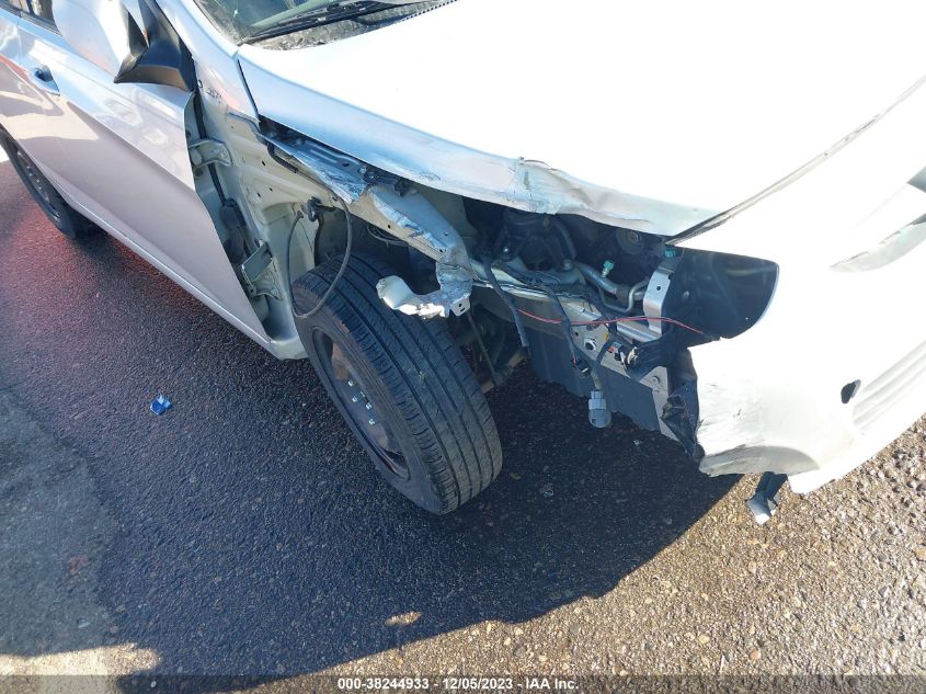 2013 Hyundai Accent Gs VIN: KMHCT5AE4DU103332 Lot: 38244933