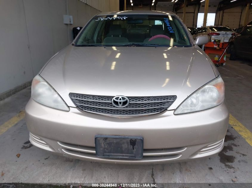 4T1BE32K34U905935 2004 Toyota Camry Le