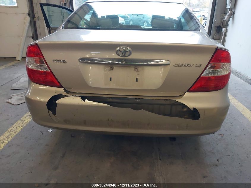 4T1BE32K34U905935 2004 Toyota Camry Le