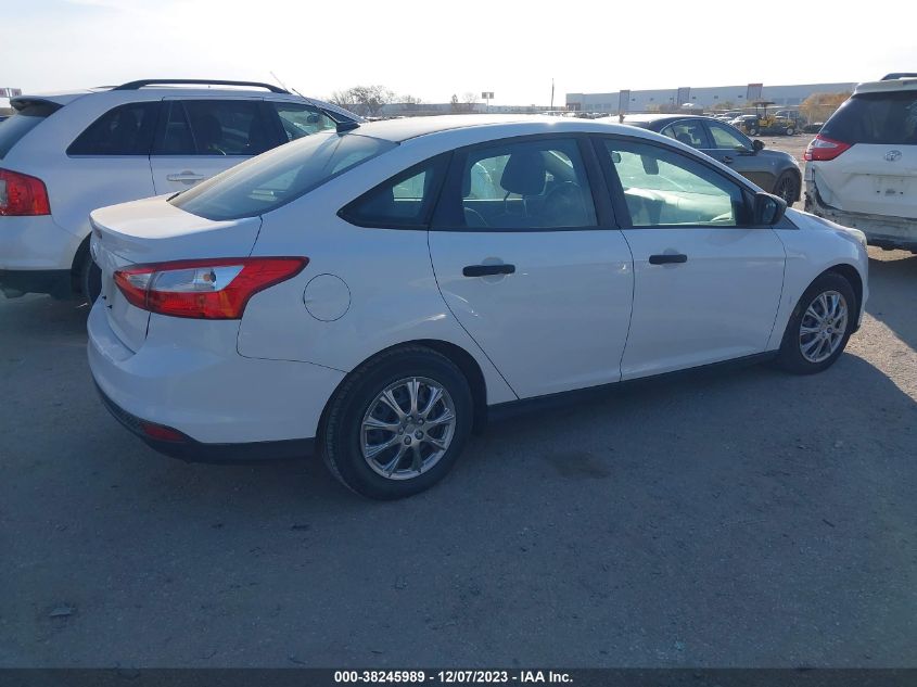 2012 Ford Focus S VIN: 1FAHP3E29CL342470 Lot: 38245989