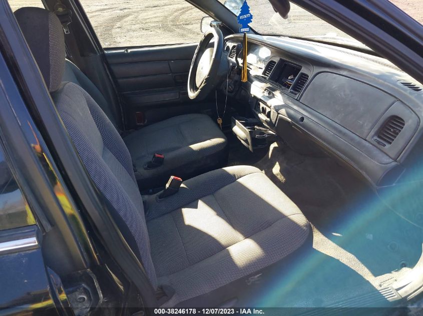 2008 Ford Crown Victoria Police/Police Interceptor VIN: 2FAFP71V28X132205 Lot: 38246178