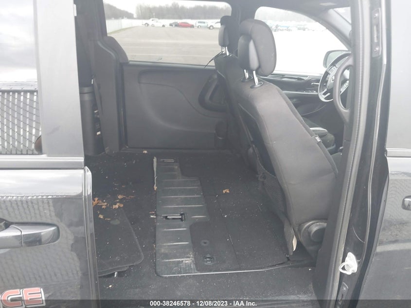 2019 DODGE GRAND CARAVAN SE - 2C4RDGBG0KR587436