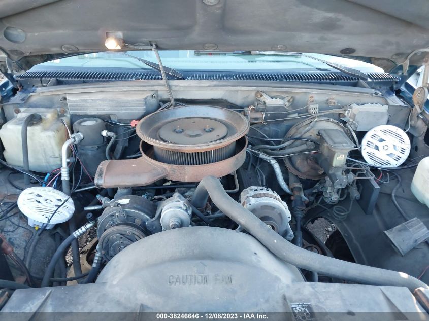 1994 Chevrolet Gmt-400 C2500 VIN: 2GCFC29K0R1235288 Lot: 38246646