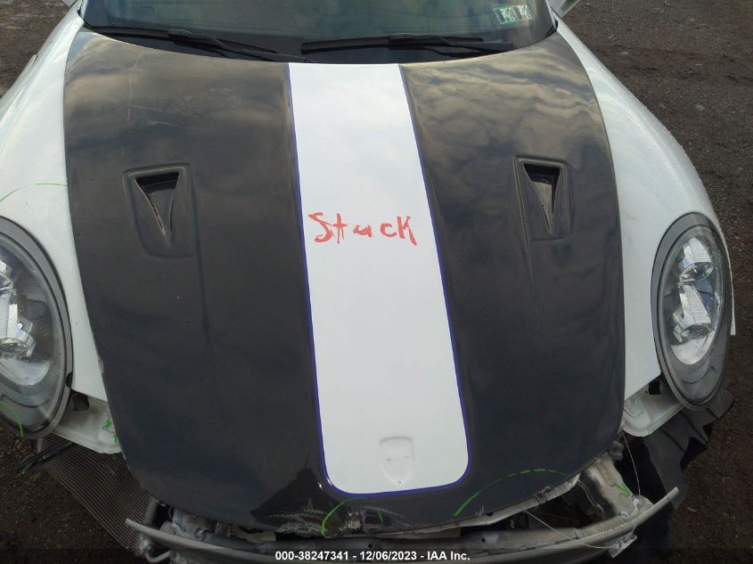 2017 Porsche 911 Carrera S VIN: WP0CB2A97HS155810 Lot: 38247341