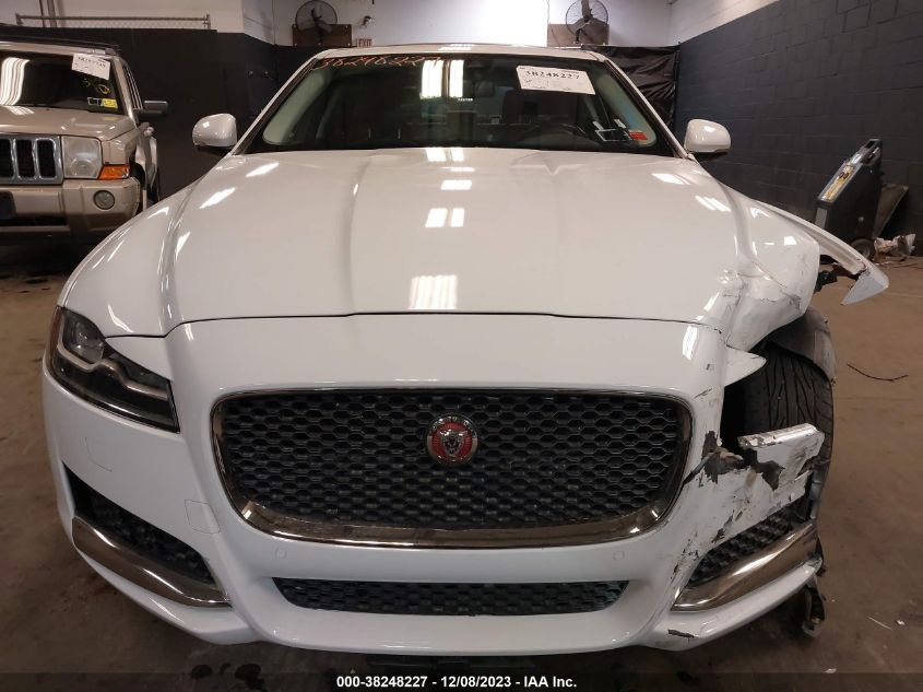 2018 Jaguar Xf 25T Premium VIN: SAJBJ4FX5JCY58647 Lot: 38248227