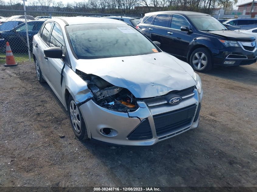 2013 Ford Focus S VIN: 1FADP3E28DL380420 Lot: 38248716