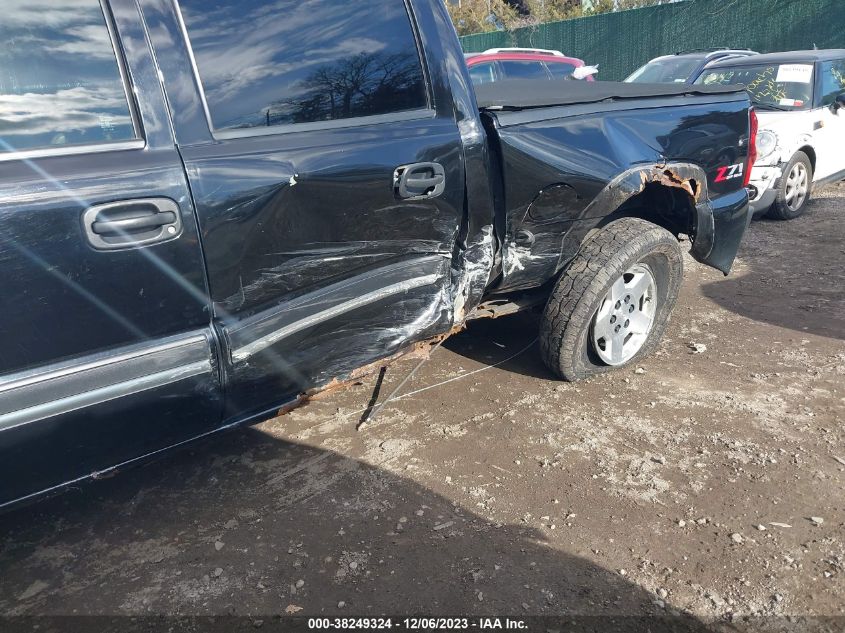 2005 Chevrolet Silverado 1500 Z71 VIN: 2GCEK13TX51385834 Lot: 38249324