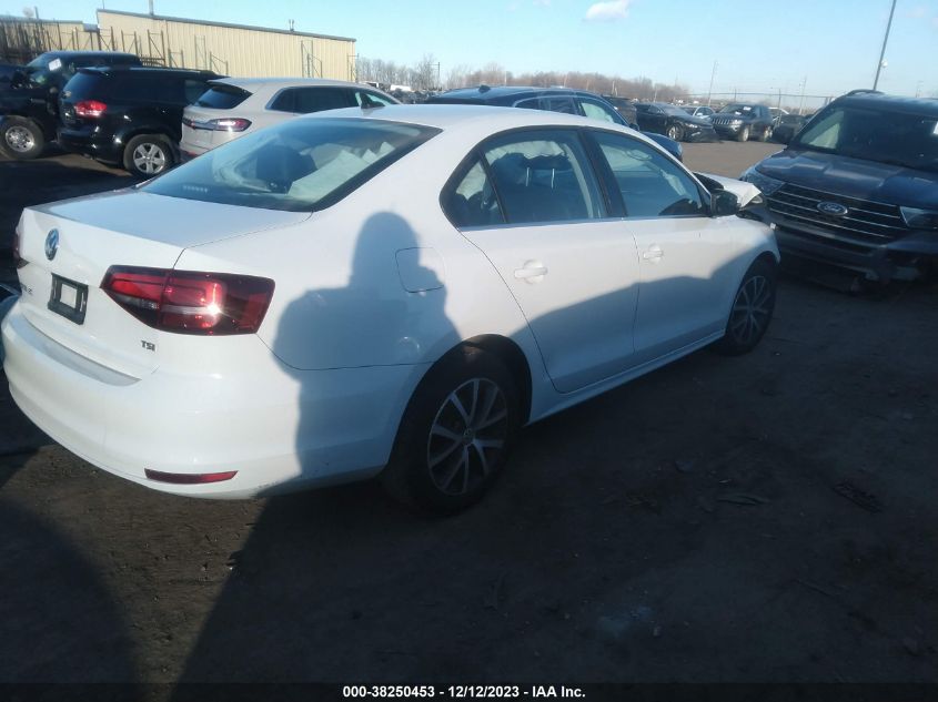 3VWDB7AJ3JM259542 2018 Volkswagen Jetta 1.4T Se/1.4T Wolfsburg Edition