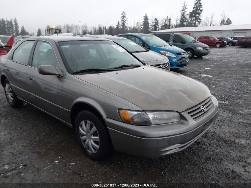 1997 Toyota Camry Le VIN: 4T1BG22K5VU060432 Lot: 38251037