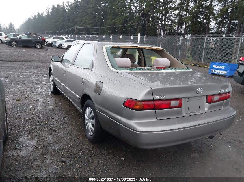 1997 Toyota Camry Le VIN: 4T1BG22K5VU060432 Lot: 38251037