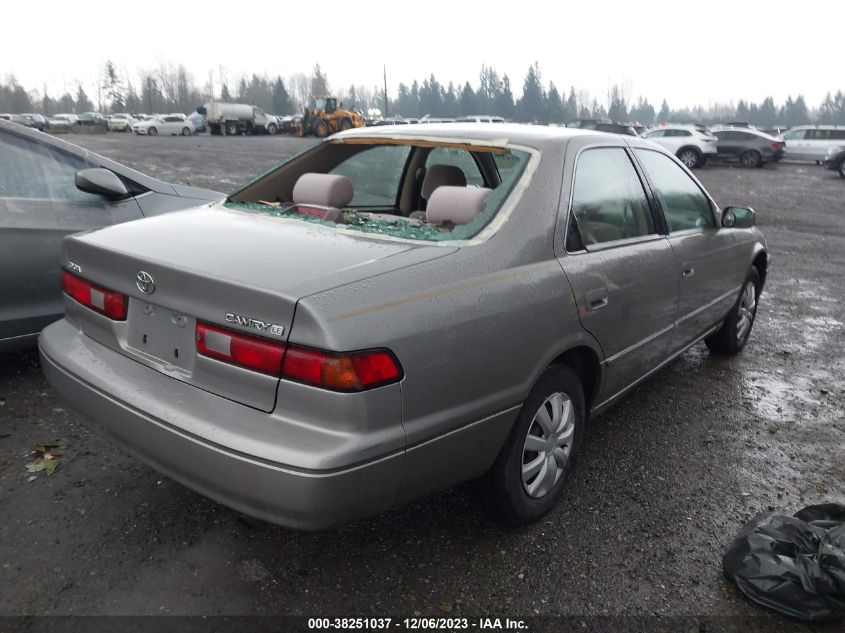 1997 Toyota Camry Le VIN: 4T1BG22K5VU060432 Lot: 38251037