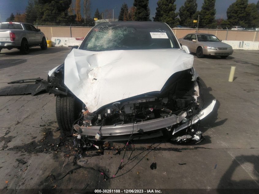 2022 Tesla Model X Plaid Tri Motor All-Wheel Drive VIN: 7SAXCBE61NF329624 Lot: 38251188