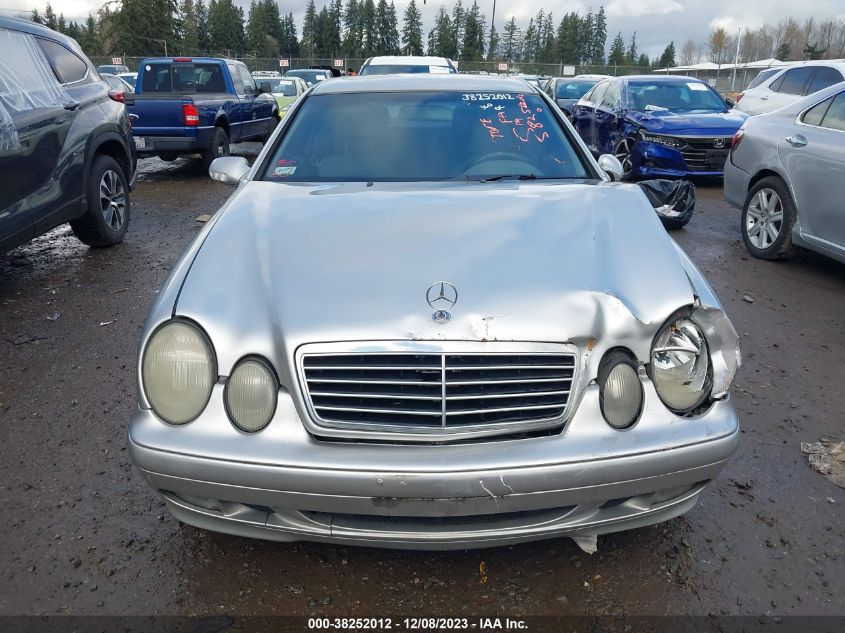 WDBLJ65G3YF128274 2000 Mercedes-Benz Clk 320