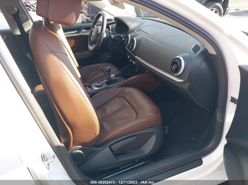 2016 Audi A3 1.8T Premium VIN: WAUA7GFF7G1063005 Lot: 38252473