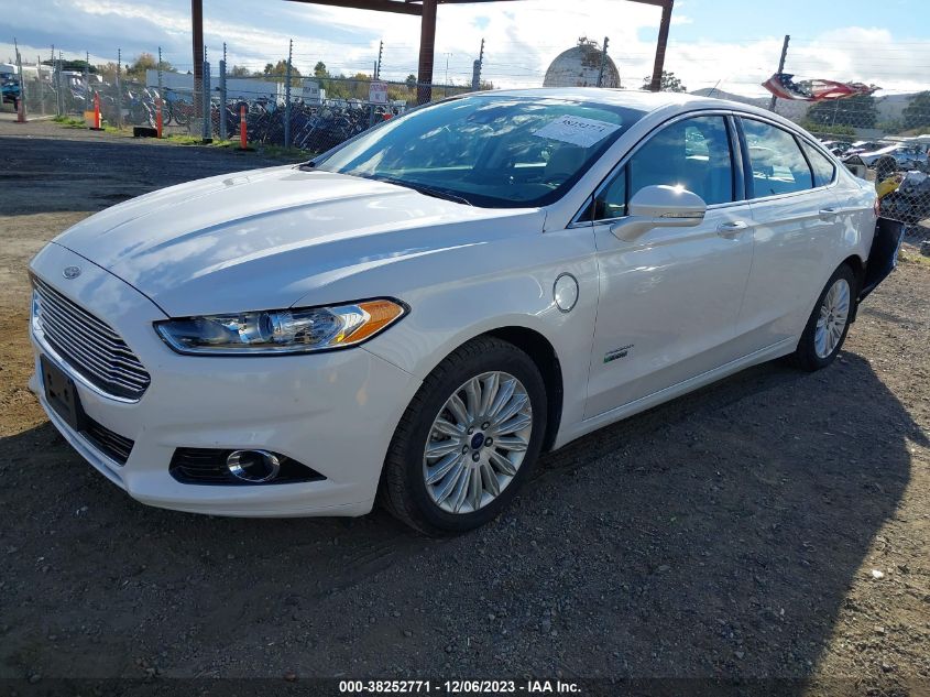 2014 Ford Fusion Energi Titanium VIN: 3FA6P0SU1ER398192 Lot: 38252771