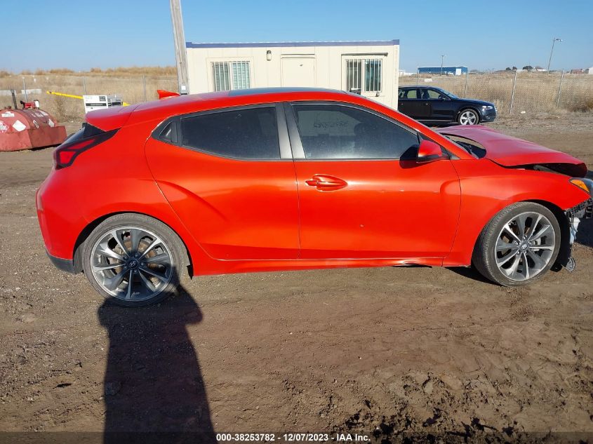 2019 Hyundai Veloster 2.0 Premium VIN: KMHTG6AF0KU003731 Lot: 38253782