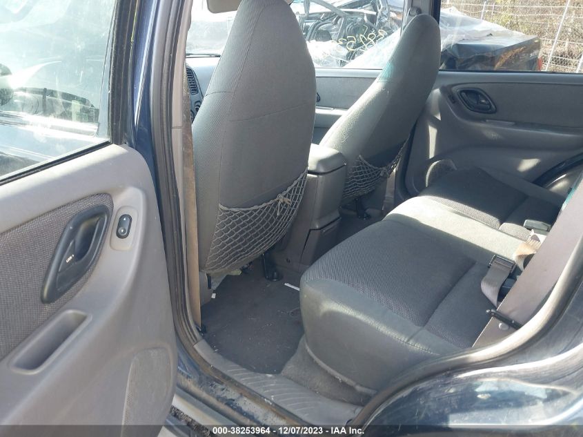 2002 Ford Escape Xlt Choice/Xlt Midnight/Xlt Premium/Xlt Sport VIN: 1FMYU04102KD41931 Lot: 38253964