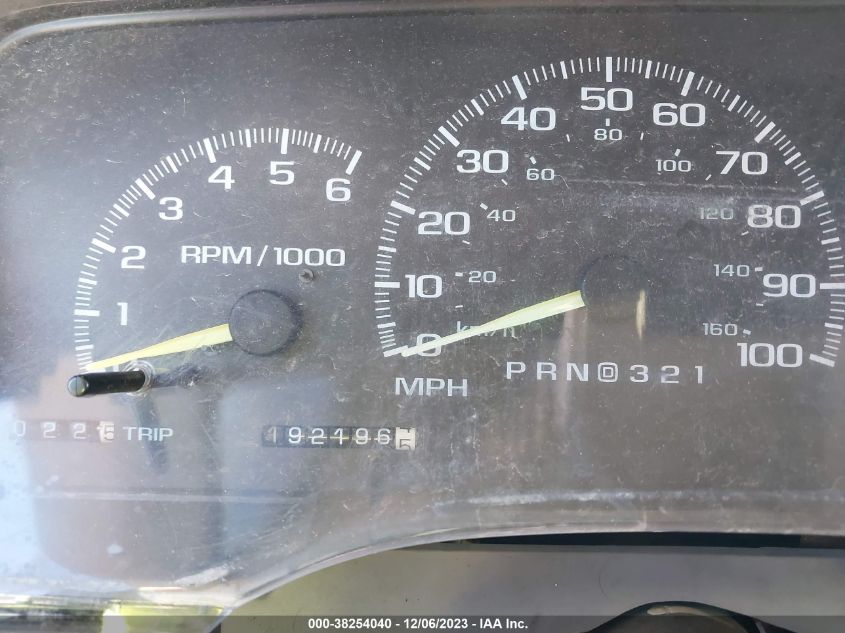 1999 GMC Suburban VIN: 1GKFK16R5XJ751653 Lot: 38254040