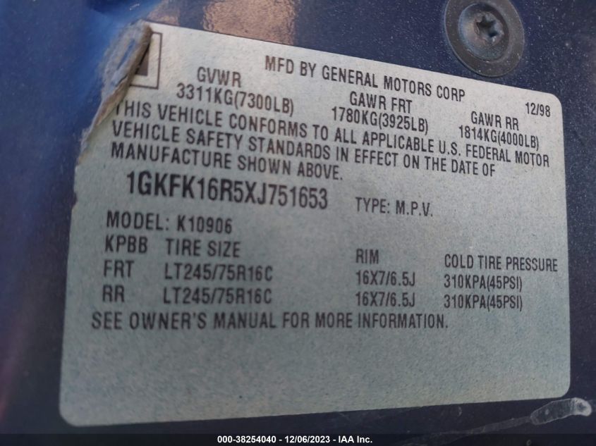 1999 GMC Suburban VIN: 1GKFK16R5XJ751653 Lot: 38254040
