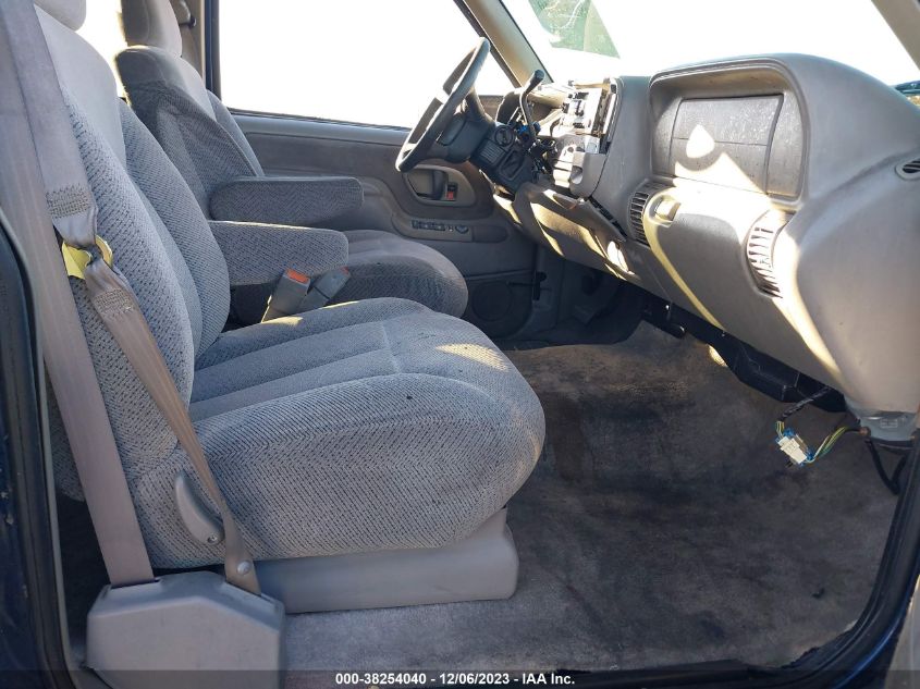 1999 GMC Suburban VIN: 1GKFK16R5XJ751653 Lot: 38254040