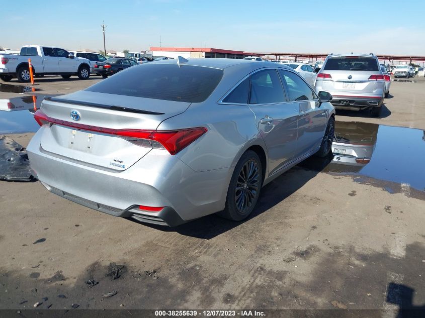 2020 Toyota Avalon Hybrid Xse VIN: 4T1E21FB7LU015988 Lot: 38255639