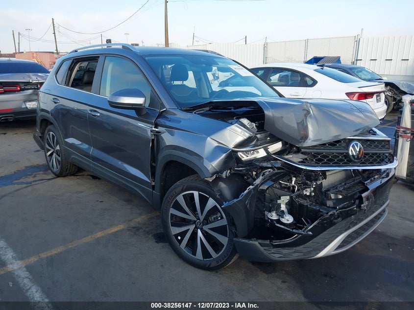 2024 VOLKSWAGEN TAOS 1.5T SE - 3VVSX7B28RM004255