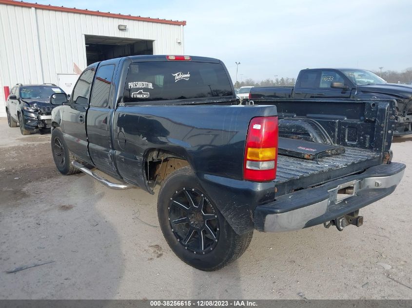 2005 GMC Sierra 1500 Work Truck VIN: 2GTEC19T951367796 Lot: 38256615