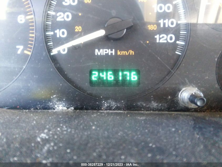 2003 Jeep Grand Cherokee Laredo VIN: 1J4GW48N53C523984 Lot: 38257229