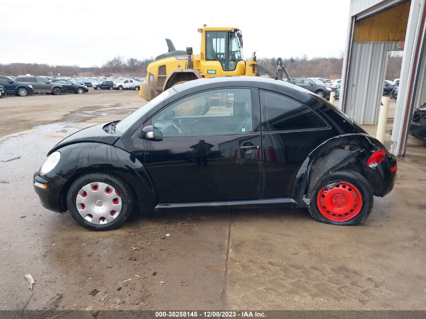 2009 Volkswagen New Beetle 2.5L VIN: 3VWPW31C39M512138 Lot: 38258145