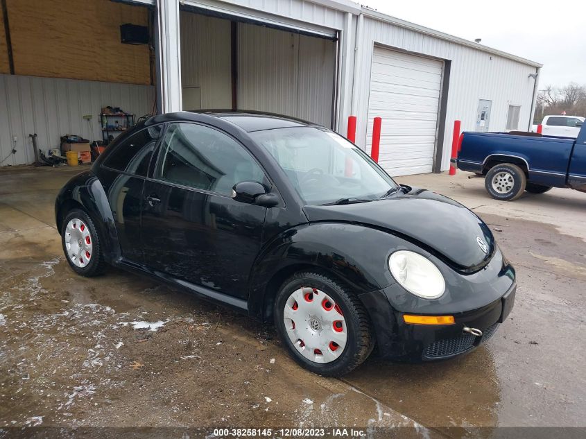 2009 Volkswagen New Beetle 2.5L VIN: 3VWPW31C39M512138 Lot: 38258145