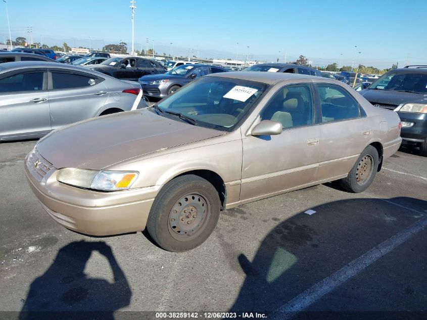 4T1BG22K6VU815054 1997 Toyota Camry Le