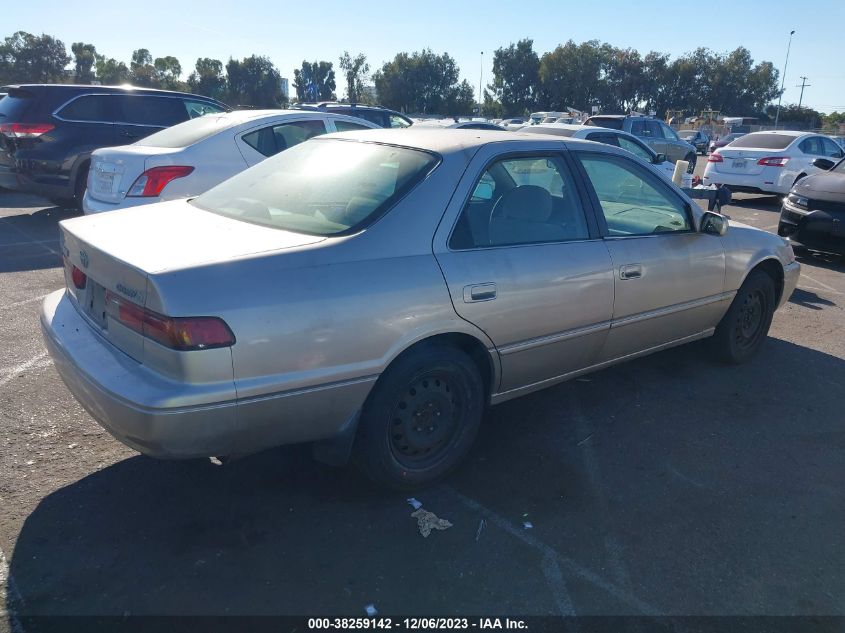 4T1BG22K6VU815054 1997 Toyota Camry Le