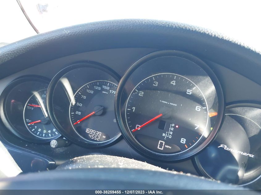 2011 Porsche Panamera 4 VIN: WP0AA2A77BL018635 Lot: 38259455