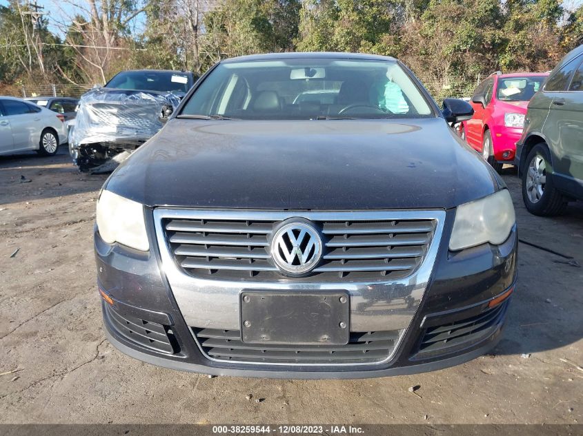 2008 Volkswagen Passat Komfort VIN: WVWAK73C18P052785 Lot: 38259544