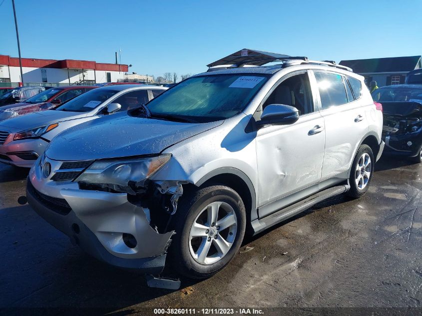 JTMRFREV7DD002762 2013 Toyota Rav4 Xle